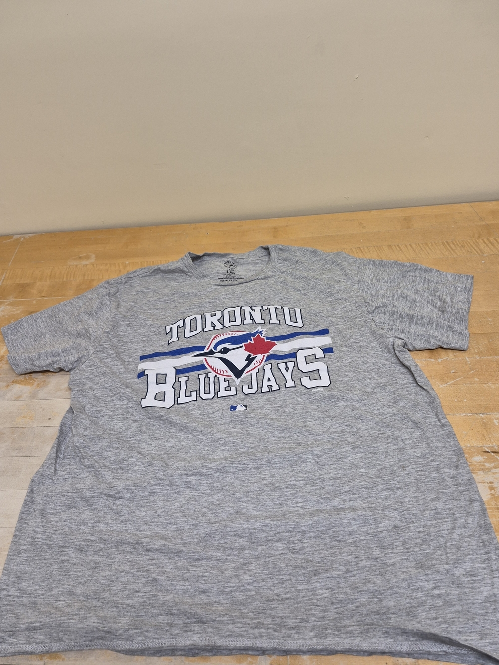 Genuine Merchandise Toronto Blue Jays Gray Graphic Tee